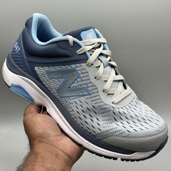 New Balance Women Size 9.52E 847v4 Running  Shoes Gray Blue WW847LG4 Sneakers - Picture 1 of 12